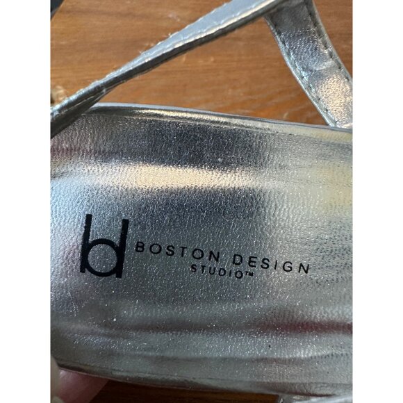 BL Boston Design Studio Women's Strappy Sandals Silver Sz 10 Sku 2825 - Picture 8 of 14